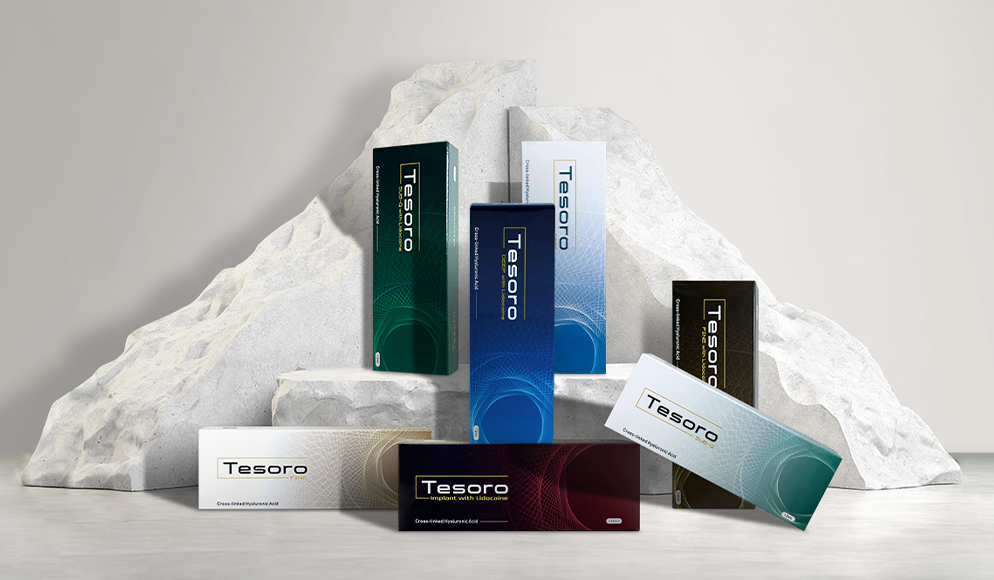 Three phase HA purification, as well as new production technologies, with the right amount of cross linking agents, make Tesoro one of the well performing fillers on its market. Painless procedures are available thanks to lidocaine. It improves skin wrinkles and fills in the missing volume without surgery.